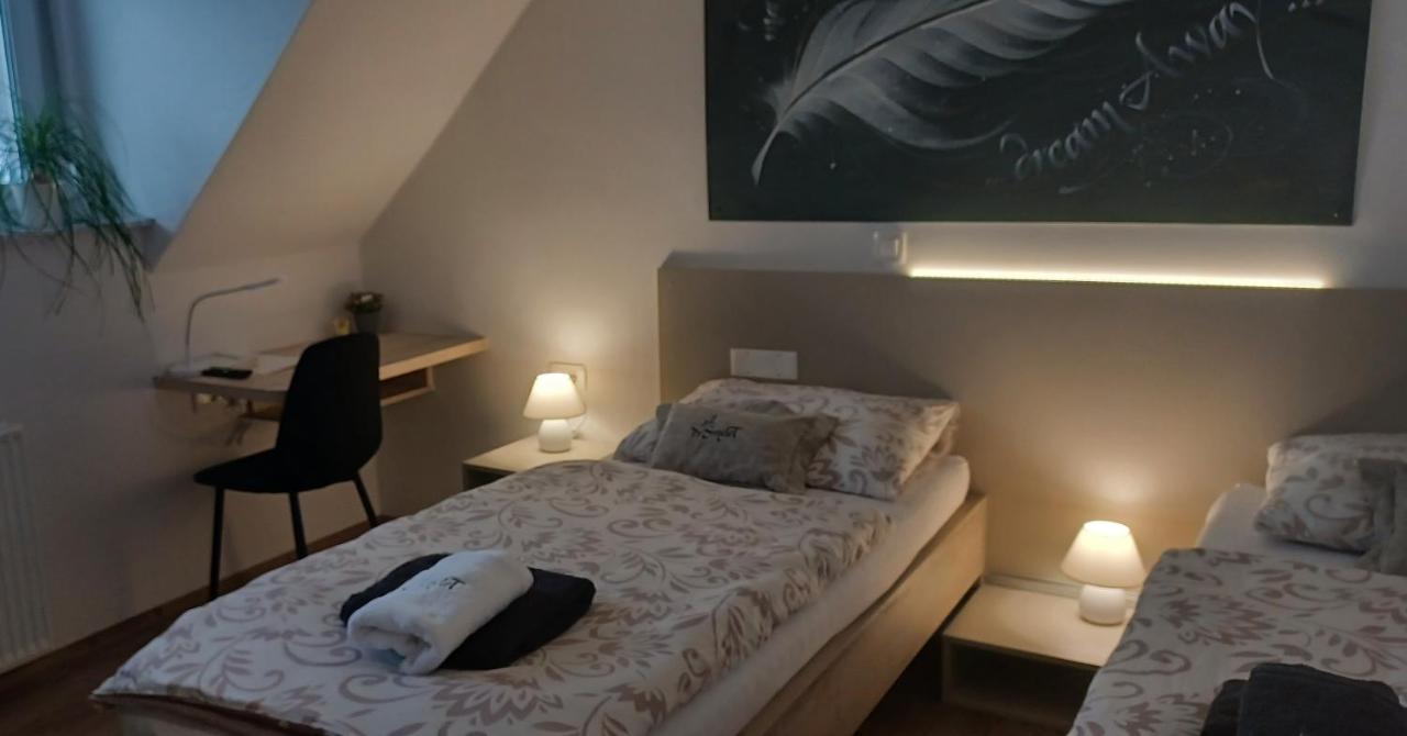 Apartmaji Pr Smolet Škofja Loka Dış mekan fotoğraf